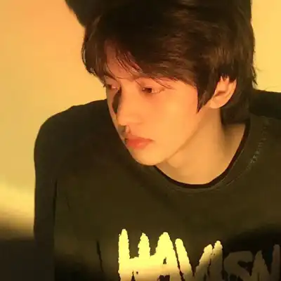 梁欣然